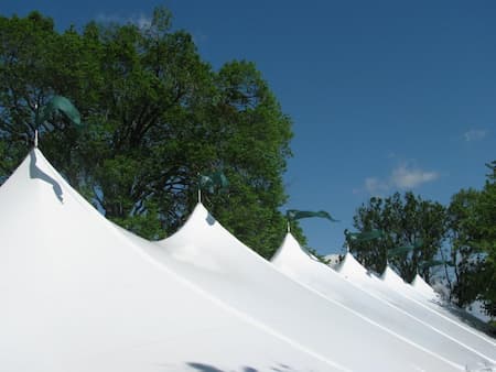 Benefits Of Renting A Tent For Your Outdoor Party